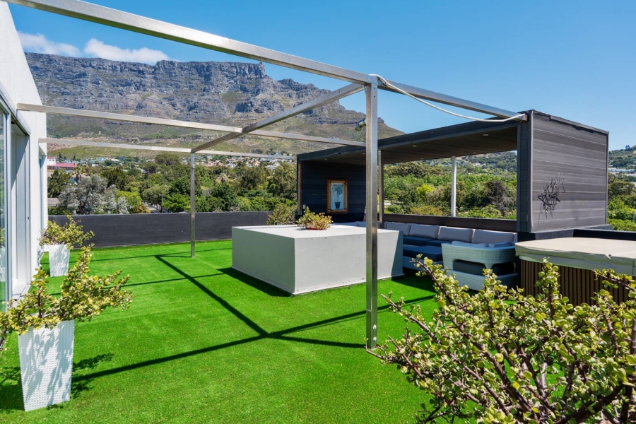 3 Bedroom Property for Sale in Oranjezicht Western Cape